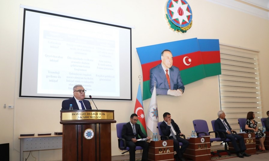 Dövlət İdarəçilik Akademiyasında elmi-praktik konfrans: “Dövlət qulluğunun aktual problemləri”