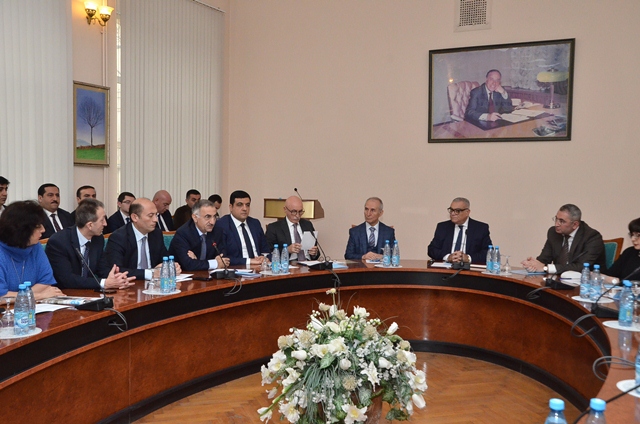 UNESKO üzrə Azərbaycan Milli Komissiyasının 25 illiyi ilə əlaqədar Dövlət İdarəçilik Akademiyasında dəyirmi masa keçirilib