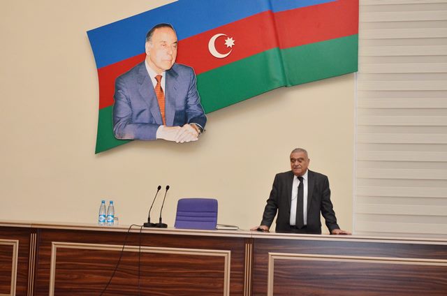 Dövlət İdarəçilik Akademiyasında ilk mühazirə Heydər Əliyev Dövlət İdarəçiliyi Məktəbində dinlənilib