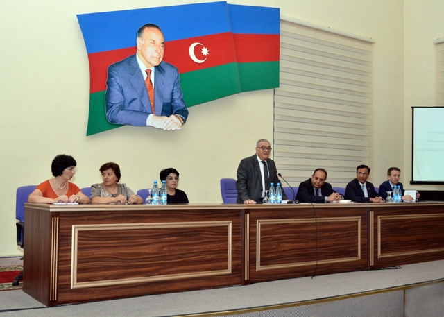 Dövlət İdarəçilik Akademiyasında “Əlimərdan Bəy Topçubaşov. ...Xalqımızın müstəqil yaşayacağına inanırdıq" adlı kitabın təqdimatı keçirilib