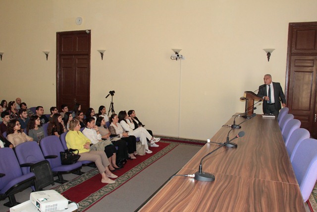 Heydər Əliyev Dövlət İdarəçiliyi Məktəbinin ilk mühazirəsi dinlənilib