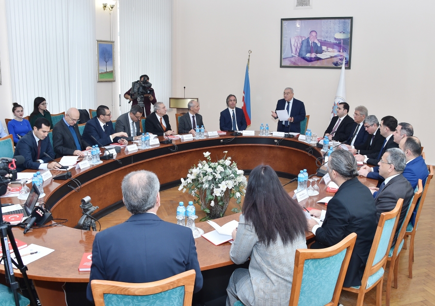 Dövlət İdarəçilik Akademiyasında “Türk Cəza Qanunu” kitabının təqdimatı olub