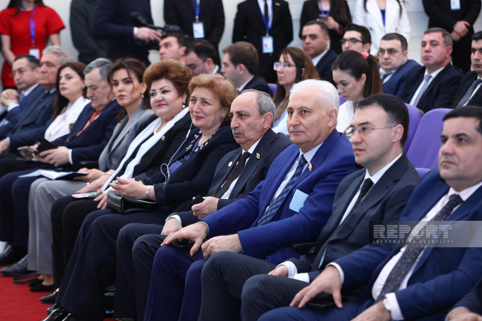 DİA - da “Milli mənsubiyyət hüququnun konstitusion əsasları və tarixi aspektləri” mövzusunda beynəlxalq konfrans keçirilib