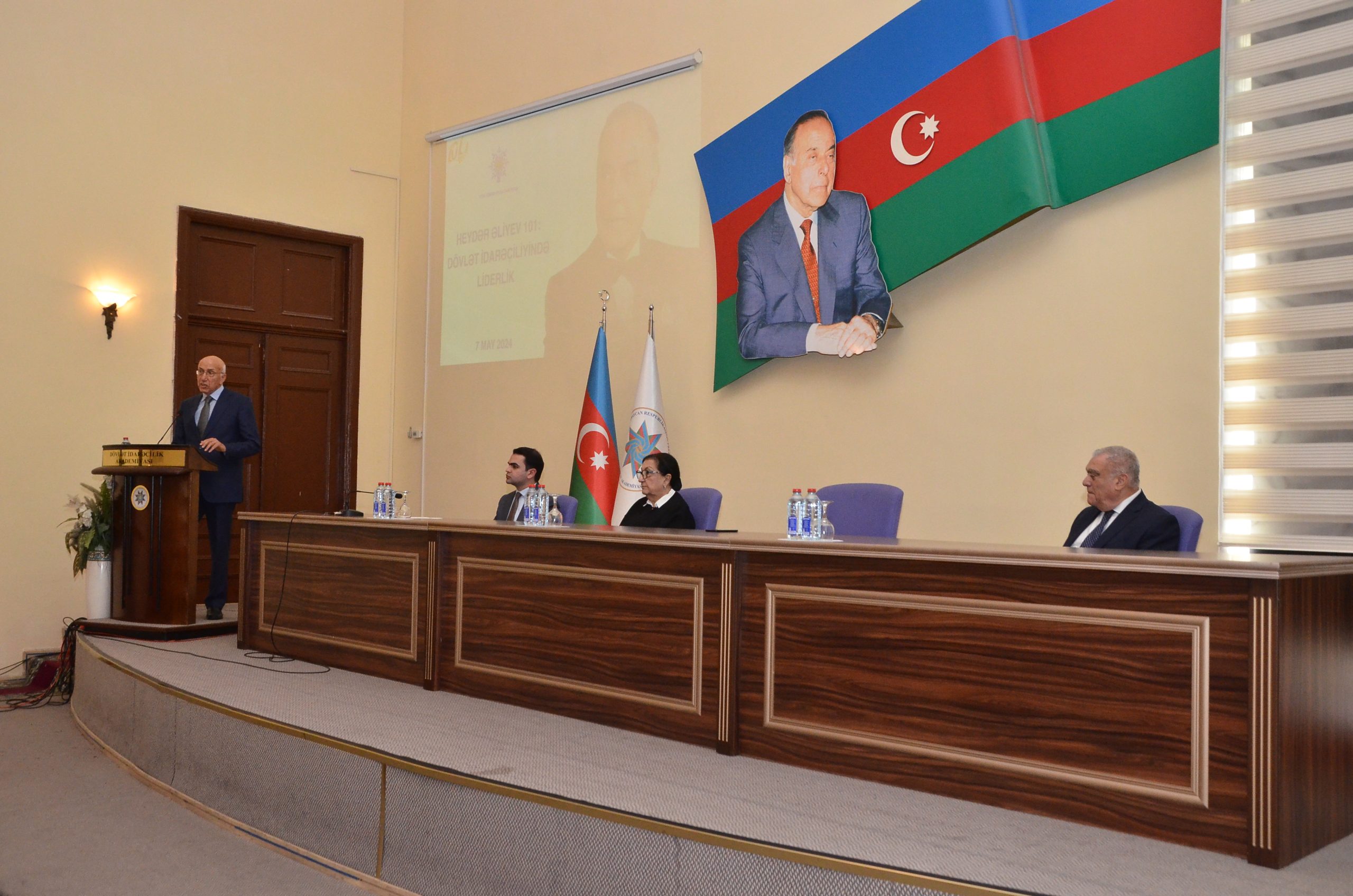 Dövlət İdarəçilik Akademiyasında “Heydər Əliyev 101: dövlət idarəçiliyində liderlik” adlı tədbir keçirilib
