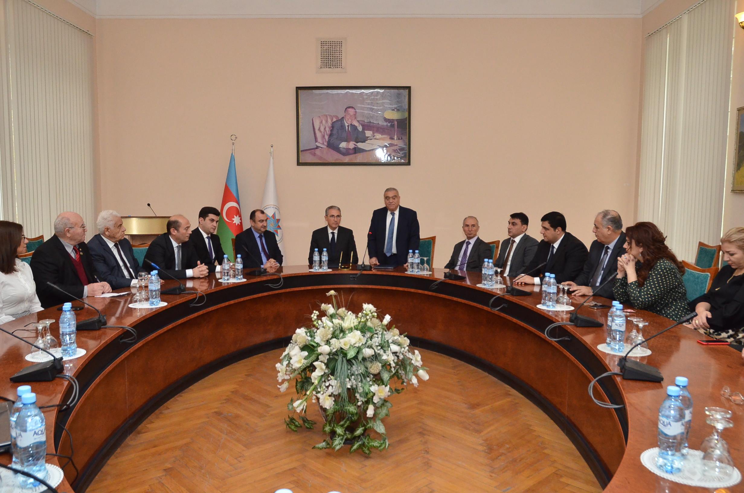 Azərbaycan Respublikasının Prezidenti yanında Dövlət İdarəçilik Akademiyası ilə Ekologiya və Təbii Sərvətlən Nazirliyi arasında Memorandum imzalanmışdır