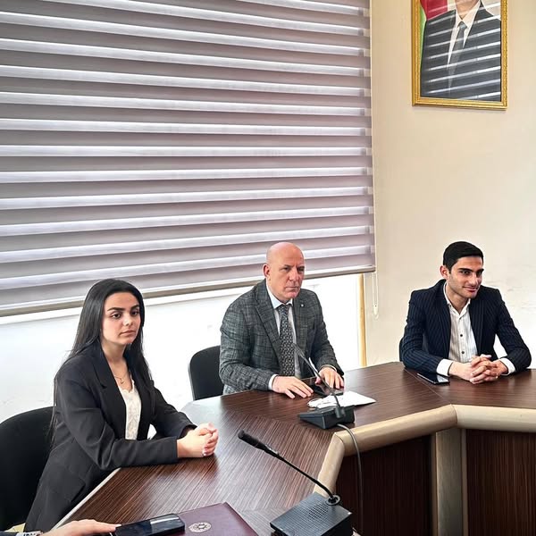 “Azərbaycanın inkişaf yolunda Heydər Əliyevin irsi və liderlik rolu” mövzusunda Milli Məclisin deputatı ilə DİA tələbələri arasında görüş baş tutmuşdur