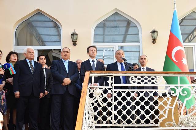 DİA tələbələrindən Azərbaycan əsgərlərinə dəstək