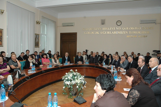 Dövlət İdarəçilik Akademiyasında Əli bəy Hüseynzadənin anadan olmasının 150 illiyinə həsr olunmuş elmi-praktik konfrans keçirilib