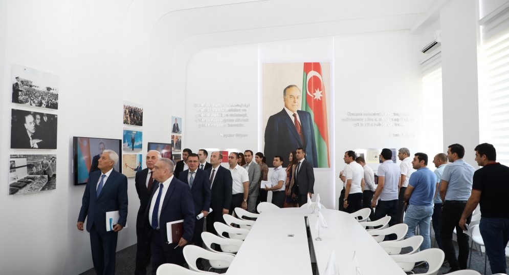 Dövlət İdarəçilik Akademiyasında elmi-praktik konfrans: “Dövlət qulluğunun aktual problemləri”