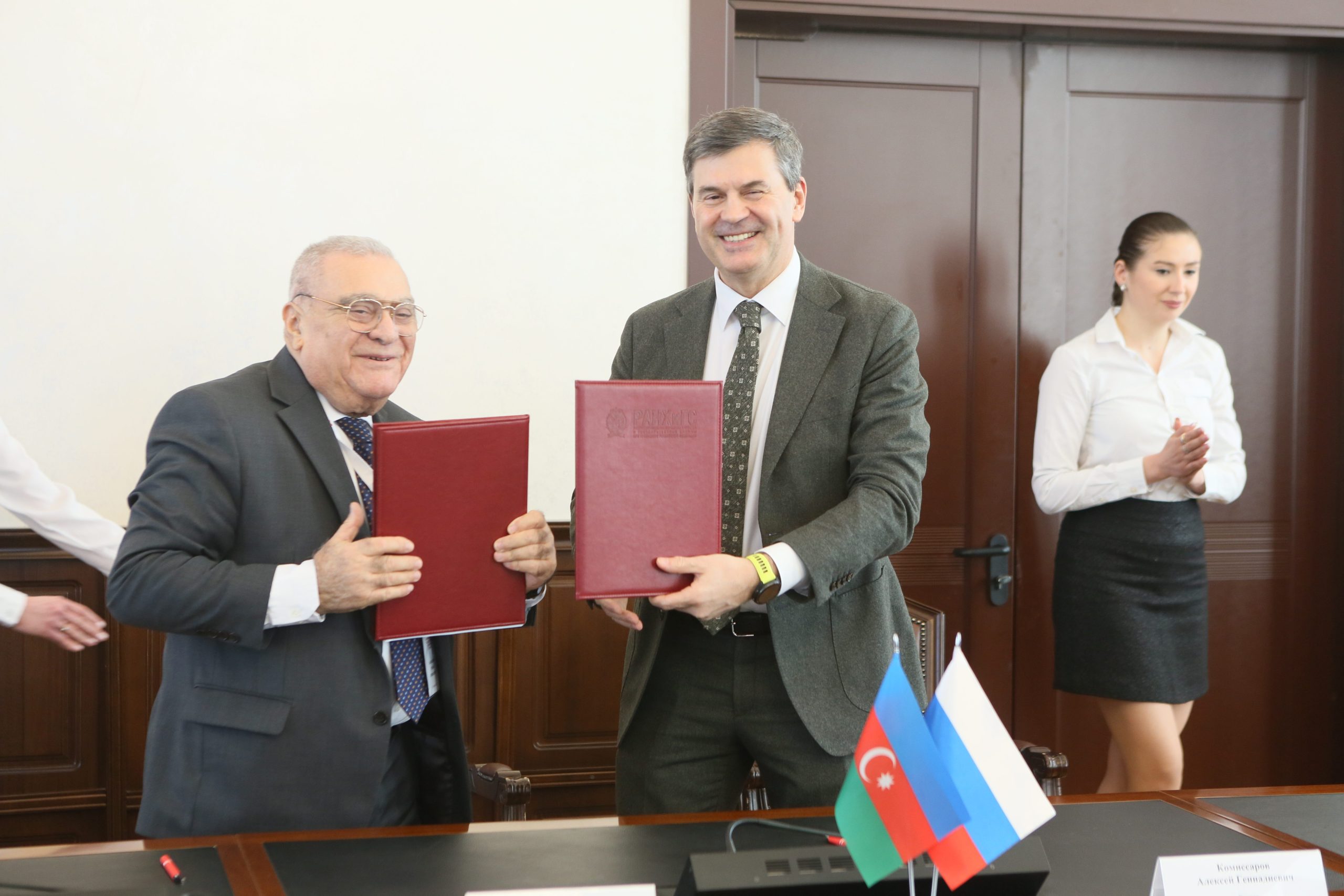 Dövlət İdarəçilik Akademiyasının nümayəndə heyəti Rusiya Federasiyasının Prezidenti yanında Xalq Təsərrüfatı və Dövlət Qulluğu Akademiyasında olublar.