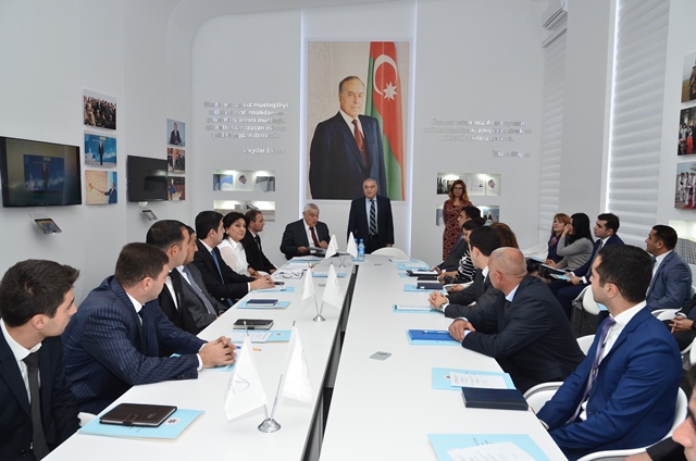 “İnvestisiya proseslərinin dövlət tənzimlənməsi və dövlətin maliyyə-kredit siyasəti” və ”Multikulturalizm-Azərbaycan Respublikasının dövlət siyasəti kimi” istiqaməti üzrə ixtisasartırma kursları başa çatdı