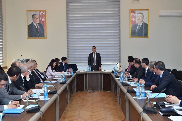 Dövlət İdarəçilik Akademiyasında publik hüquqi şəxslərin fəaliyyəti ilə bağlı müzakirələr aparılıb