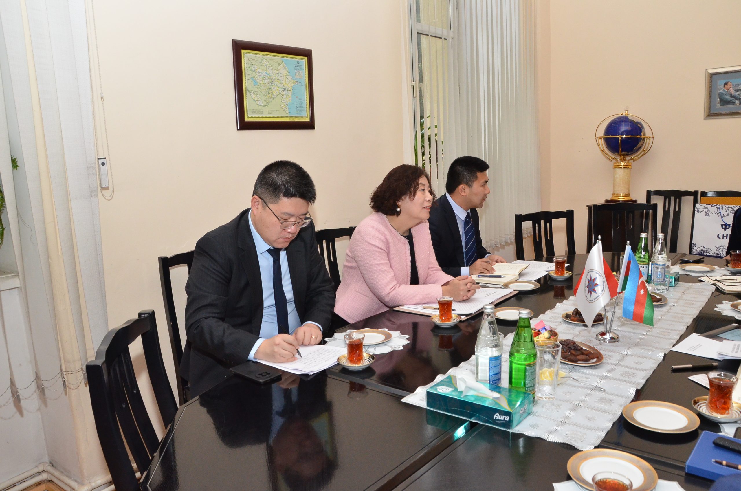 Çin Xalq Respublikasının ölkəmizdəki fövqəladə və səlahiyyətli səfiri Lu Mey Dövlət İdarəçilik Akademiyasında olub