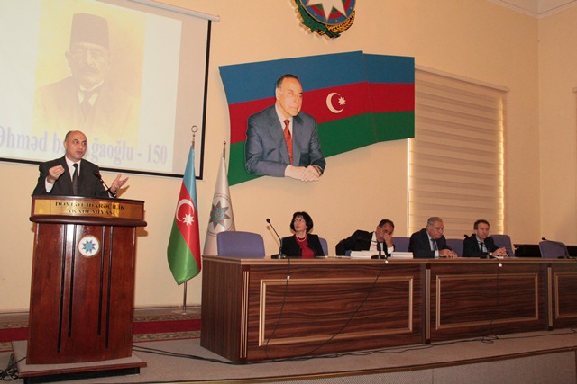 Dövlət İdarəçilik Akademiyasında Əhməd bəy Ağaoğlunun anadan olmasının 150 illiyi qeyd edilib
