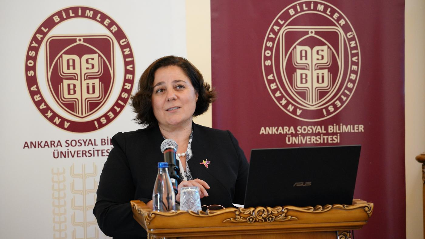 Dövlət İdarəçilik Akademiyasının nümayəndə heyəti<br>Ankara Sosial Elmlər Universitetində (ASBÜ) olmuşlar