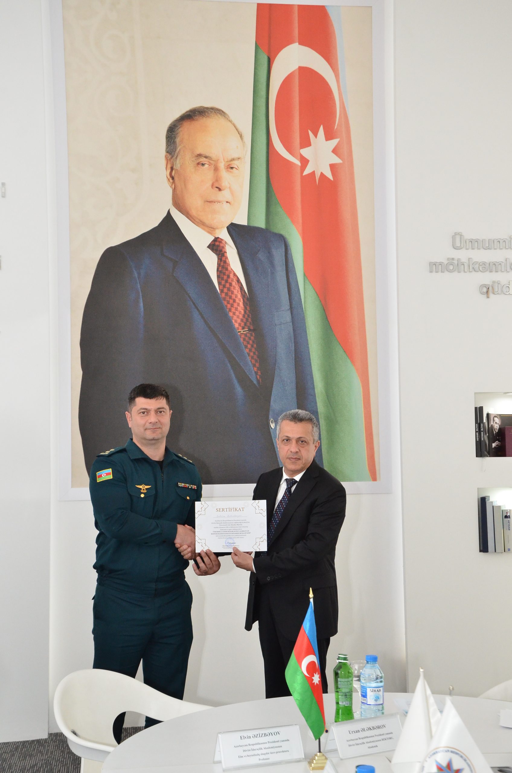 Dövlət İdarəçilik Akademiyasında “Ümummilli lider Heydər Əliyev Azərbaycan Respublikasının Konstitusiyasının müəllifi kimi” mövzusunda konfrans keçirilib