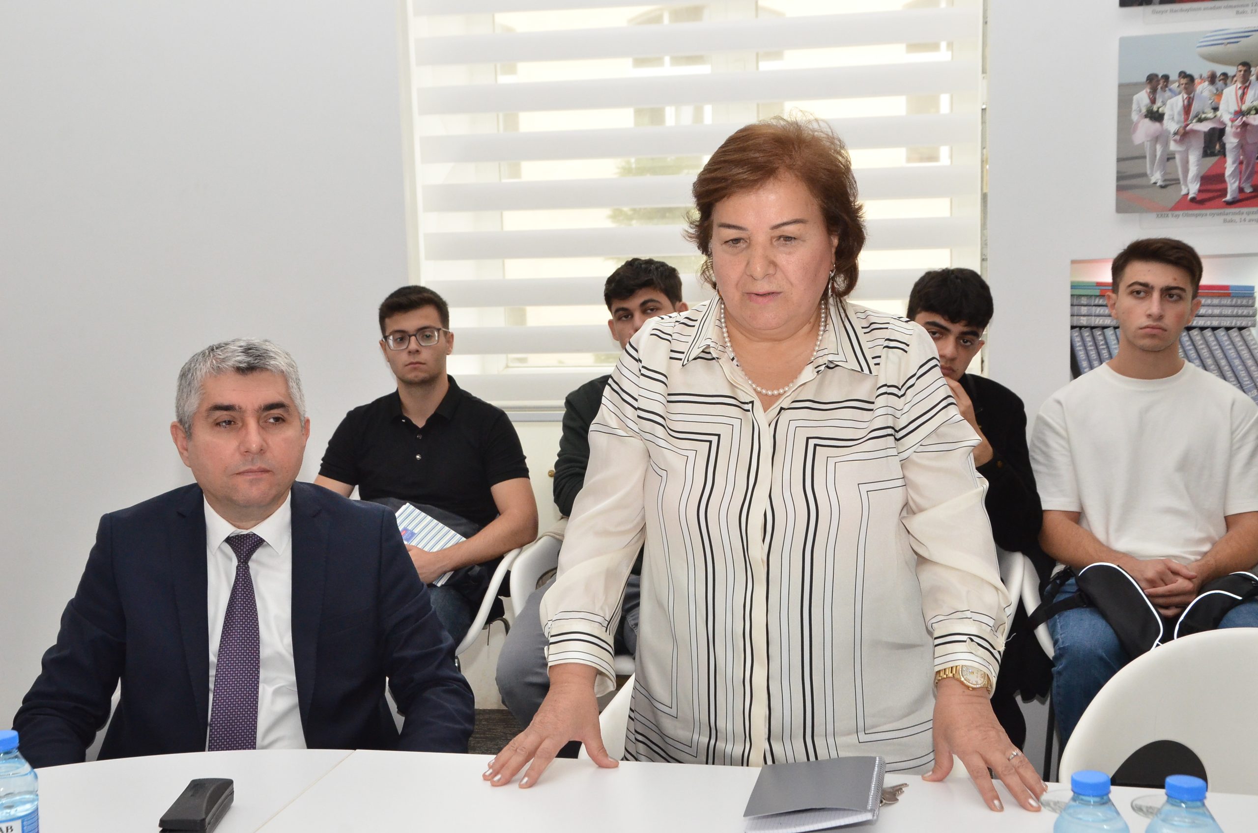 Dövlət İdarəçilik Akademiyasında Dövlət Suverenliyi Günü qeyd olundu