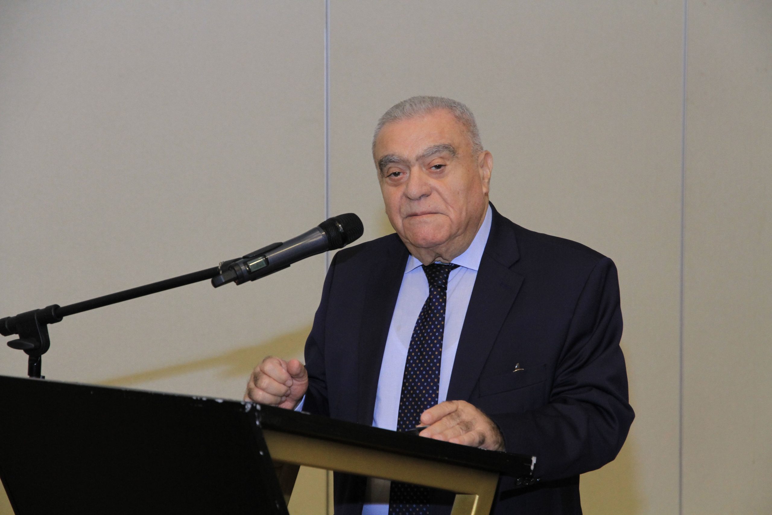 Vəkillər üçün “Prezident İlham Əliyevin yeni dövlət idarəçilik texnologiyaları:COP29-a aparan yol” adlı məruzə təqdim edilib