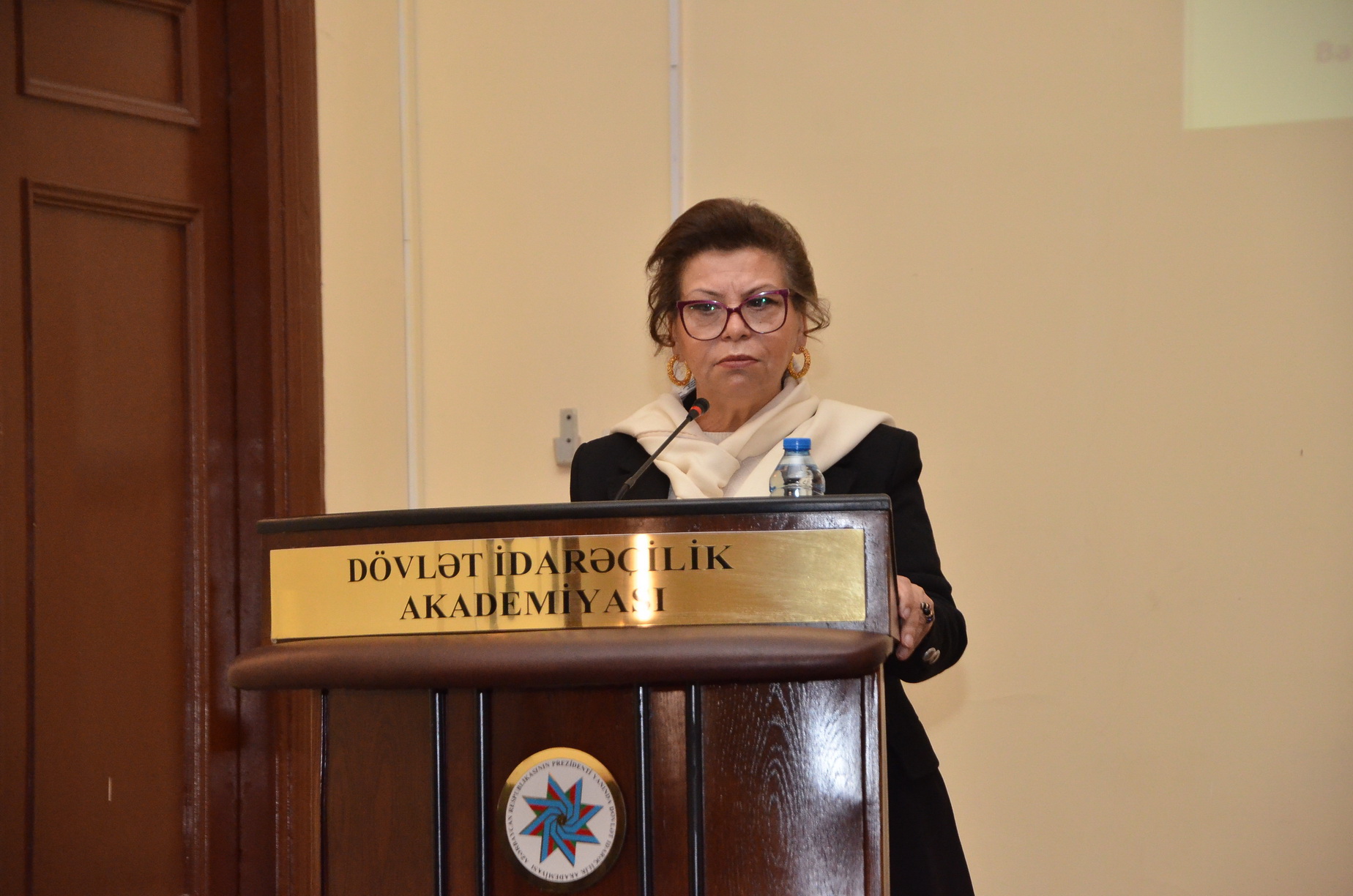 DİA - da “Milli mənsubiyyət hüququnun konstitusion əsasları və tarixi aspektləri” mövzusunda beynəlxalq konfrans keçirilib