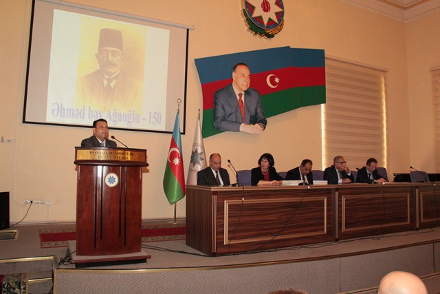 Dövlət İdarəçilik Akademiyasında Əhməd bəy Ağaoğlunun anadan olmasının 150 illiyi qeyd edilib