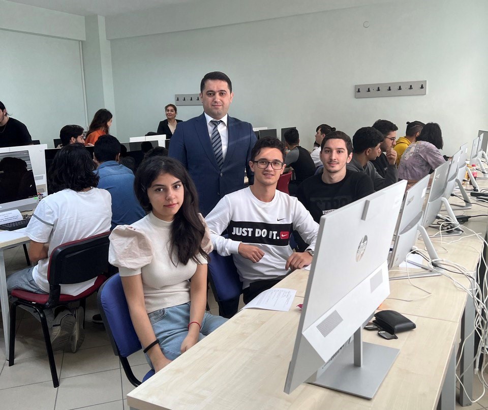 DIA komandası “48-ci İCPC – Universitet Tələbələrinin Beynəlxalq Proqramlaşdırma” müsəbiqəsinin final mərhələsində iştirak etmişlər