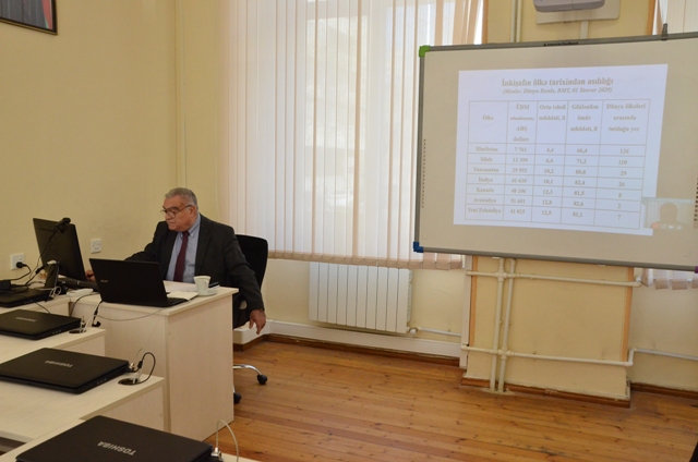 Dövlət İdarəçilik Akademiyasında yerli icra hakimiyyətlərinin əməkdaşları üçün növbəti distant təlim keçirilib