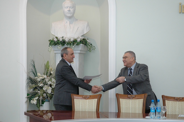 “Təbiətdən İstifadə və Ətraf Mühitin Mühafizəsinin Dövlət Tənzimlənməsi”, ”Azərbaycanda Dövlət-Din Münasibətləri”, istiqamətləri üzrə qısamüddətli ixtisasartırma kursları keçirilmişdir