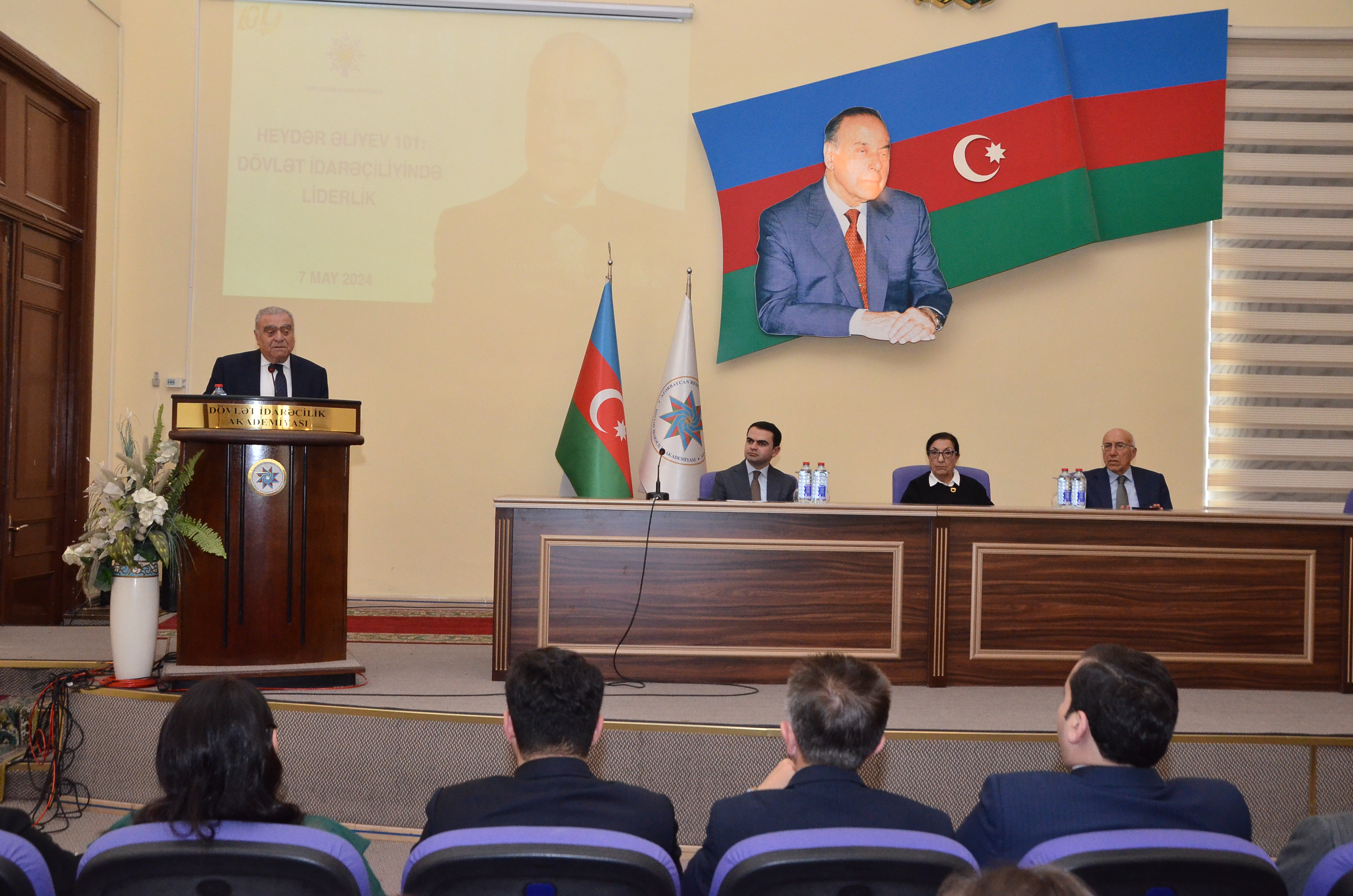 Dövlət İdarəçilik Akademiyasında “Heydər Əliyev 101: dövlət idarəçiliyində liderlik” adlı tədbir keçirilib