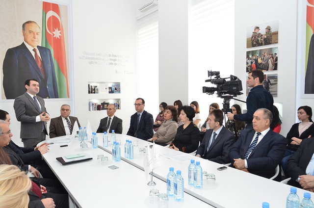 Dövlət İdarəçilik Akademiyasında Xocalı soyqırımına həsr edilmiş tədbir keçirilmişdir