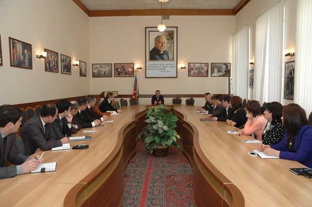 Dövlət İdarəçilik Akademiyası “Elektron hökümət” və “Təbiətdən istifadə və ətraf mühitin mühafizəsinin dövlət tənzimlənməsi” istiqaməti üzrə ixtisasartırma kursları fəaliyyətə başlamışdır