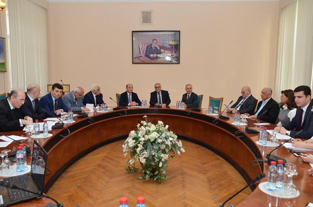 Dövlət İdarəçilik Akademiyasında “Heydər Əliyev və Azərbaycanın milli inkişaf strategiyası” mövzusunda elmi-praktik konfrans keçirilib