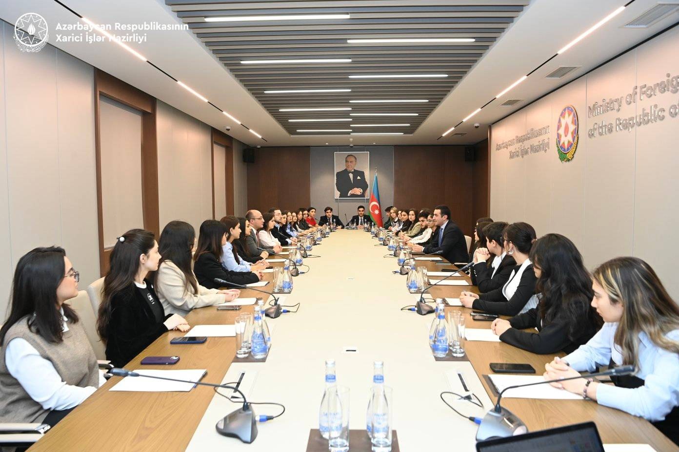 Dövlət İdarəçilik Akademiyasının tələbələrinin Xarici İşlər Nazirliyinə səfərinə dair mətbuat məlumatı