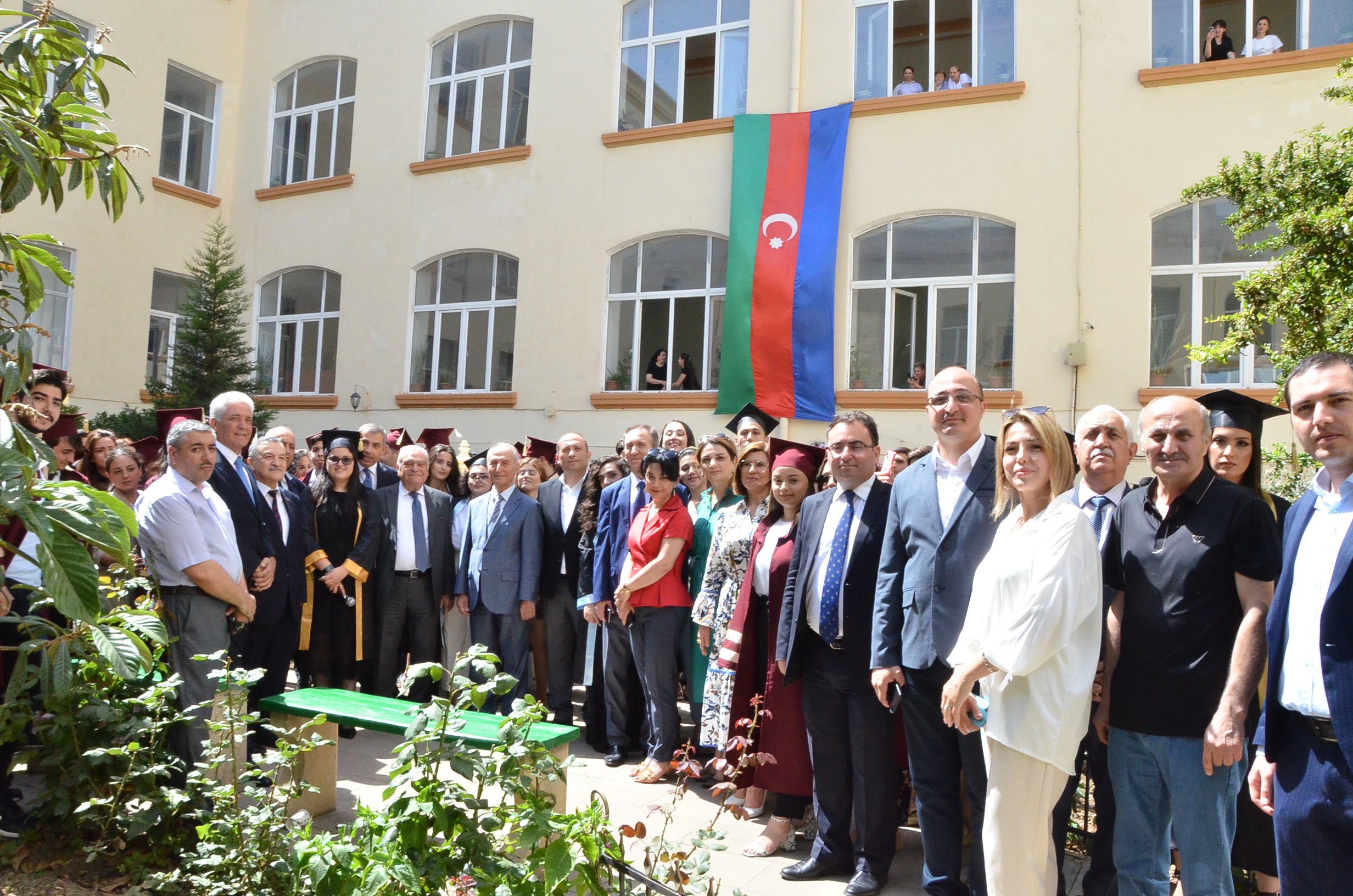 Dövlət İdarəçilik Akademiyasında məzun günü qeyd edilib