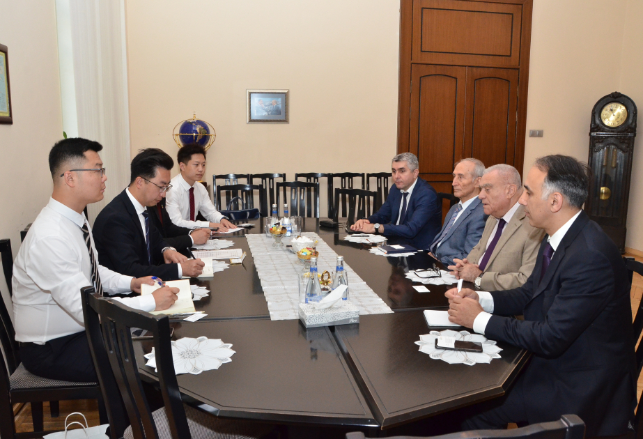 Çin nümayəndə heyəti Dövlət İdarəçilik Akademiyasında olub