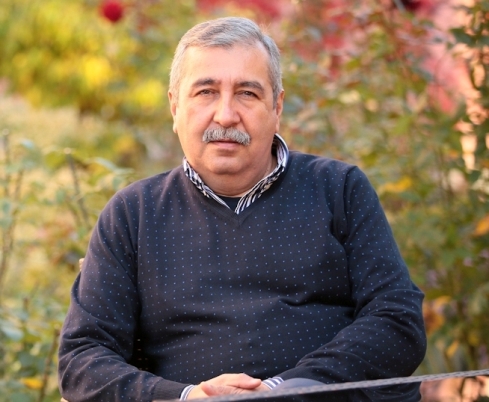 Dövlət İdarəçilik Akademiyasının professorunun məqaləsi blacksea-caspia.eu/bg saytında dərc edilib.