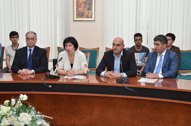 Dövlət İdarəçilik Akademiyasında “Azərbaycan multikulturalizmi və milli inkişaf modeli” mövzusunda elmi konfrans keçirilmişdir