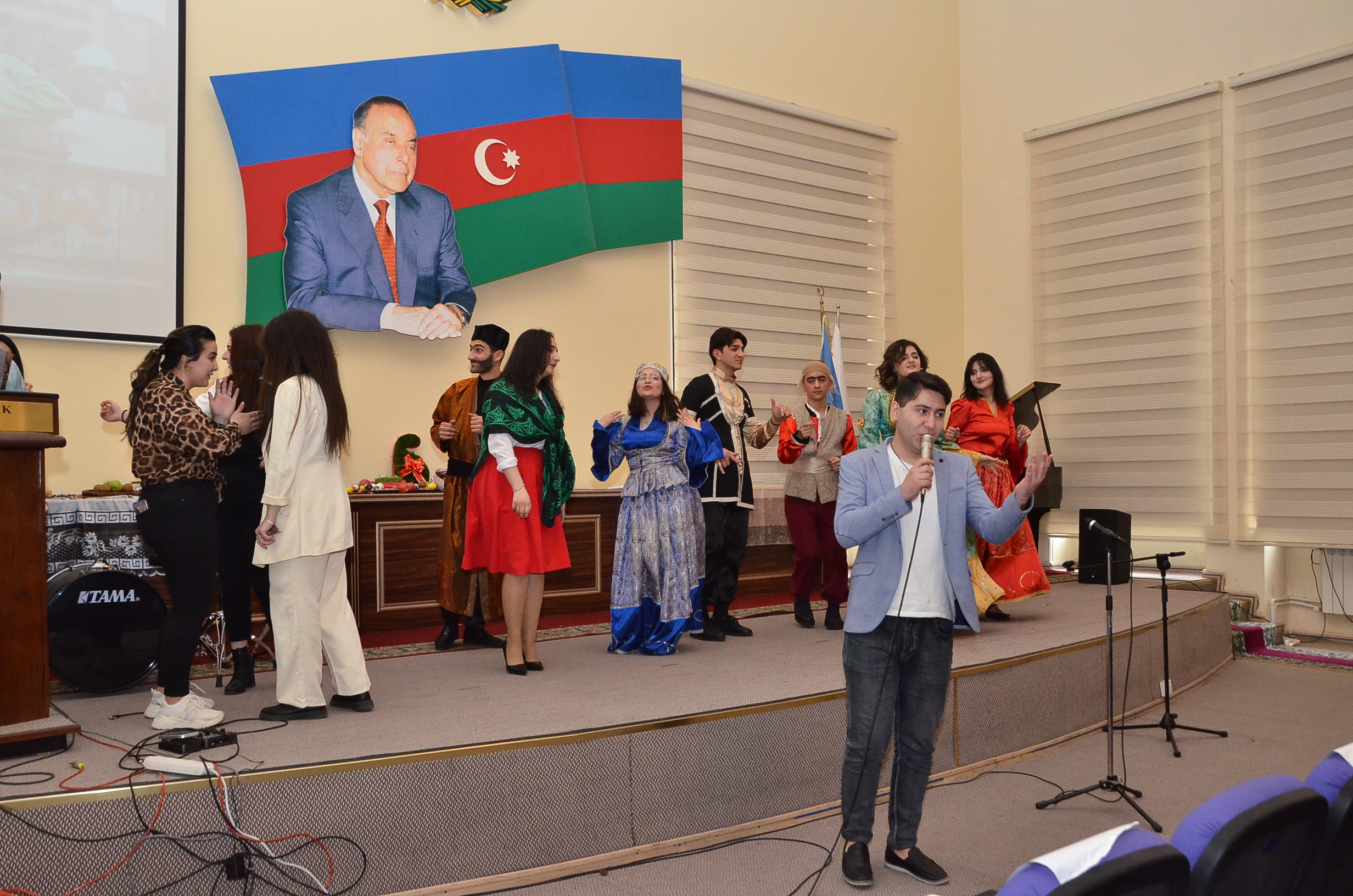 Dövlət İdarəçilik Akademiyasında Novruz bayramına həsr olunmuş "NovruzDİyA" adlı tədbir keçirilmişdir