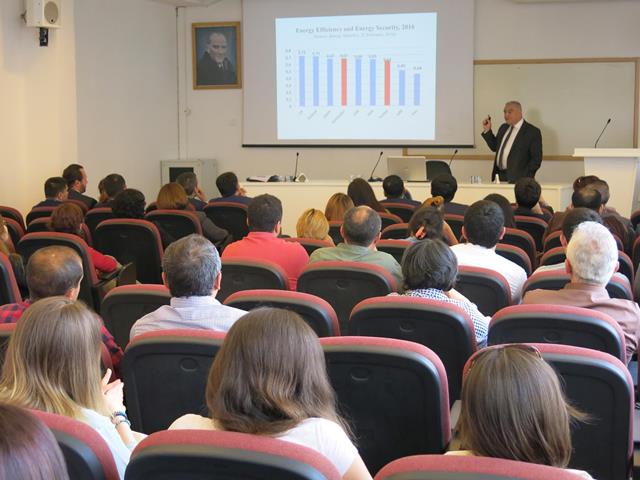 Ankarada Azərbaycanın inkişaf hədəflərindən bəhs edilib