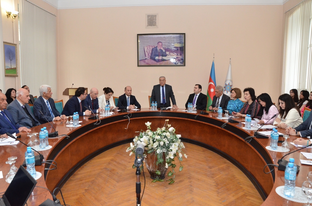 DİA-da konfrans: Heydər Əliyev və müasir Azərbaycanın yeni inkişaf dövrü