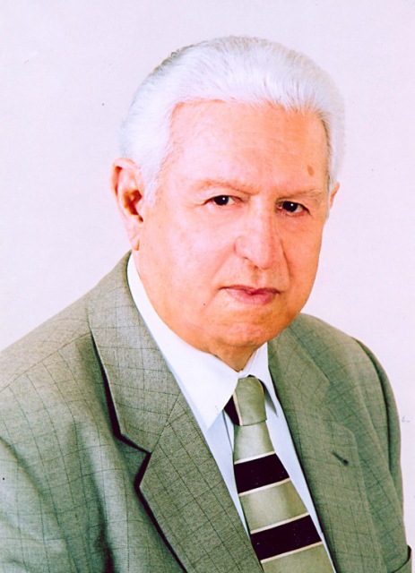 Bu gun əməkdar elm xadimi, tarix elmləri doktoru, professor, 1999-2010 cu illərdə Azərbaycan Respublikası Prezidenti yanında Dövlət İdarəçilik Akademiyasının rektoru olmuş Seyfəddin Qəndilovun 90 yaşı tamam olur.
