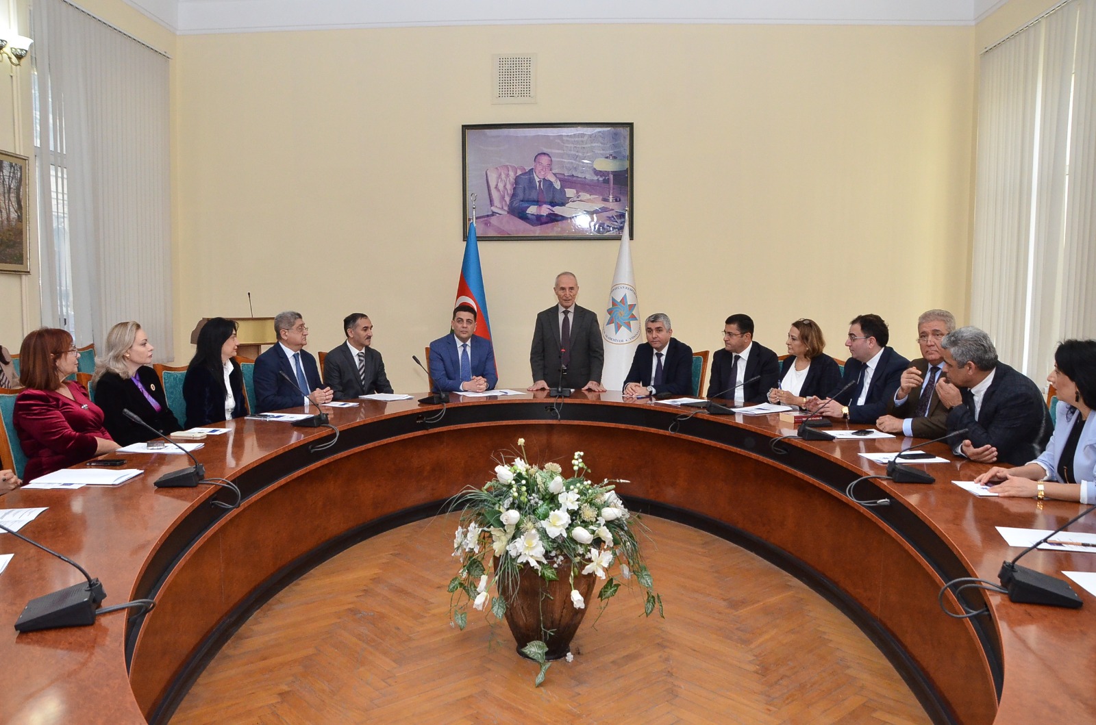 Azərbaycanın iqtisadi inkişafında innovativ idrəetmə və rəqəmsal texnologiyaların rolu” mövzusunda Respublika Elmi Praktik Konfrans keçirilmişdir