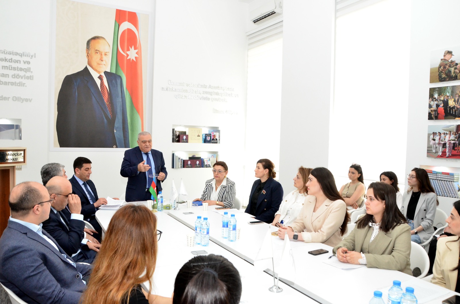 Heydər Əliyev Mərkəzi və DİA Tələbə Elmi Cəmiyyəti birgə konfrans keçirmişlər