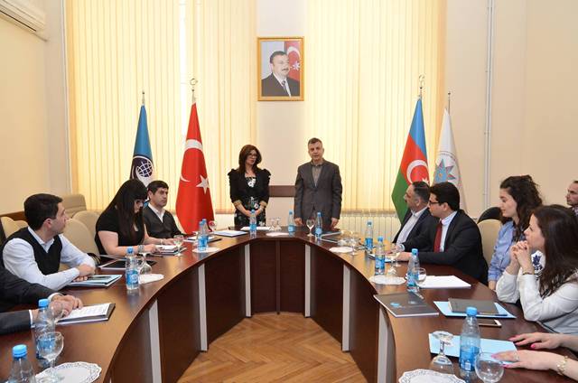 «Dövlət qulluğu sistemi və beynəlxalq təcrübə» istiqaməti üzrə qısamüddətli ixtisasartırma kursu keçirilmişdir