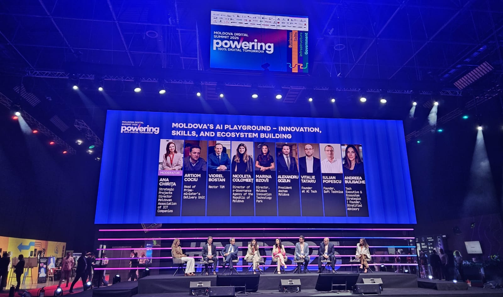 DİA əməkdaşı beynəlxalq rəqəmsal sammitdə iştirak edib