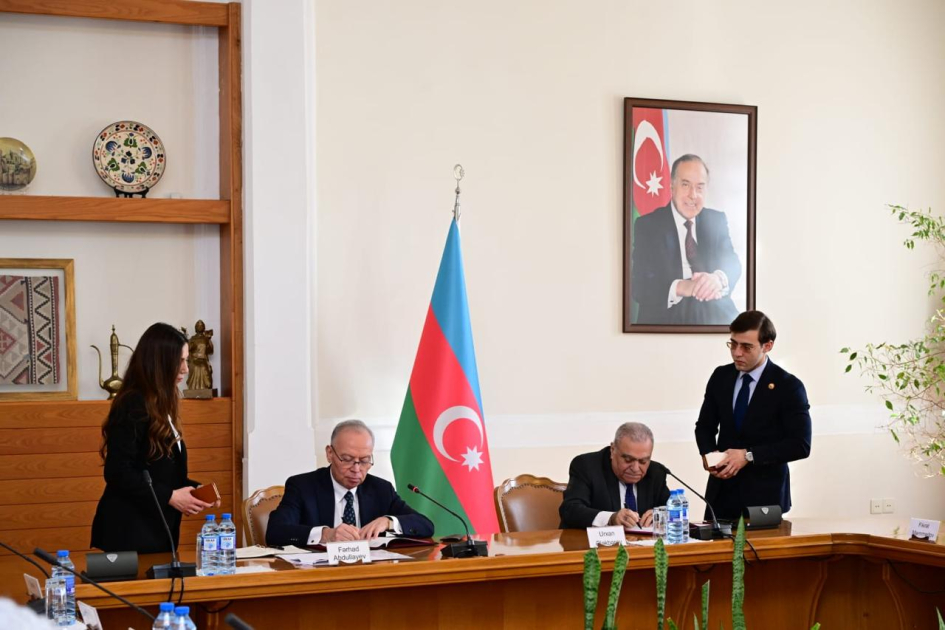 Konstitusiya Məhkəməsi ilə Dövlət İdarəçilik Akademiyası arasında əməkdaşlıq haqqında Memorandum imzalanıb