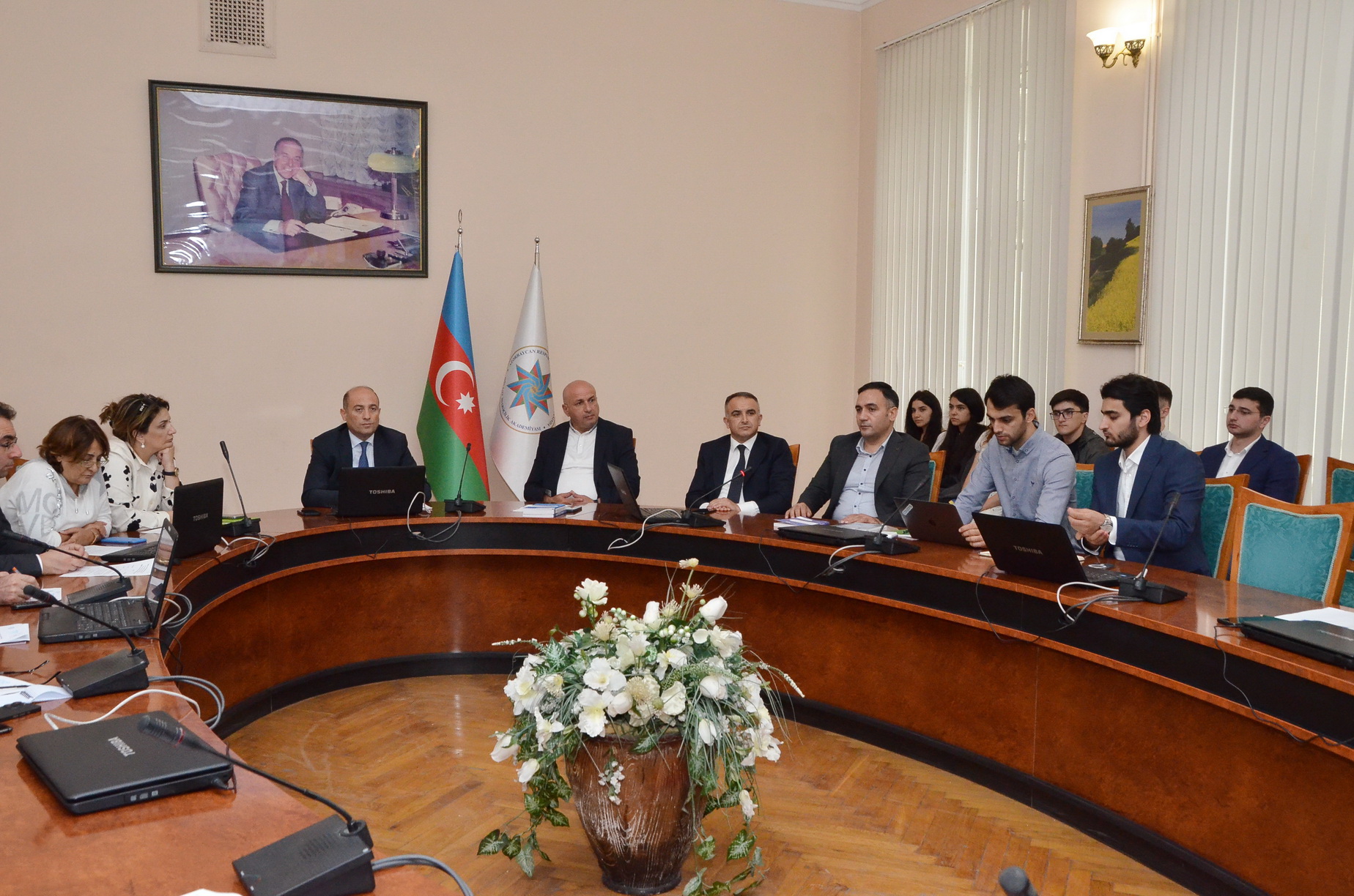 Azərbaycan Respublikasının Prezidenti yanında Dövlət İdarəçilik Akademiyasında Texnologiyaların transferi və Elmin kommersiyalaşdırılması platformasının təqdimatı keçirilib￼