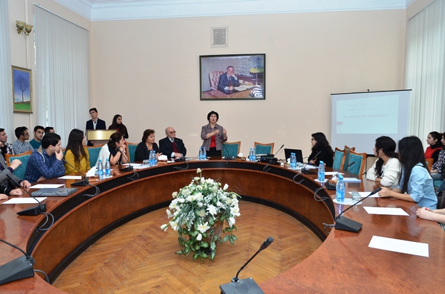 Dövlət İdarəçilik Akademiyasında Səməd bəy Mehmandarovun 160 illik yubileyi qeyd edilib