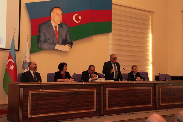 Dövlət İdarəçilik Akademiyasında Əhməd bəy Ağaoğlunun anadan olmasının 150 illiyi qeyd edilib