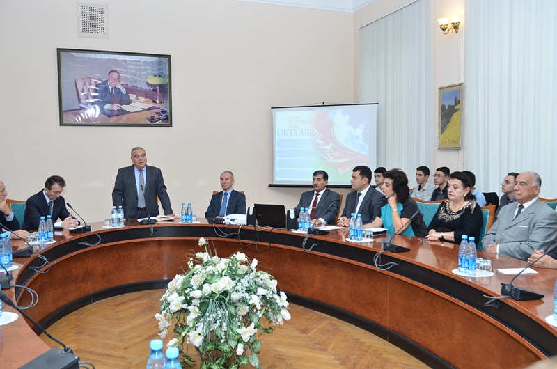 Dövlət İdarəçilik Akademiyasında elmi-praktik konfrans keçirilmişdir