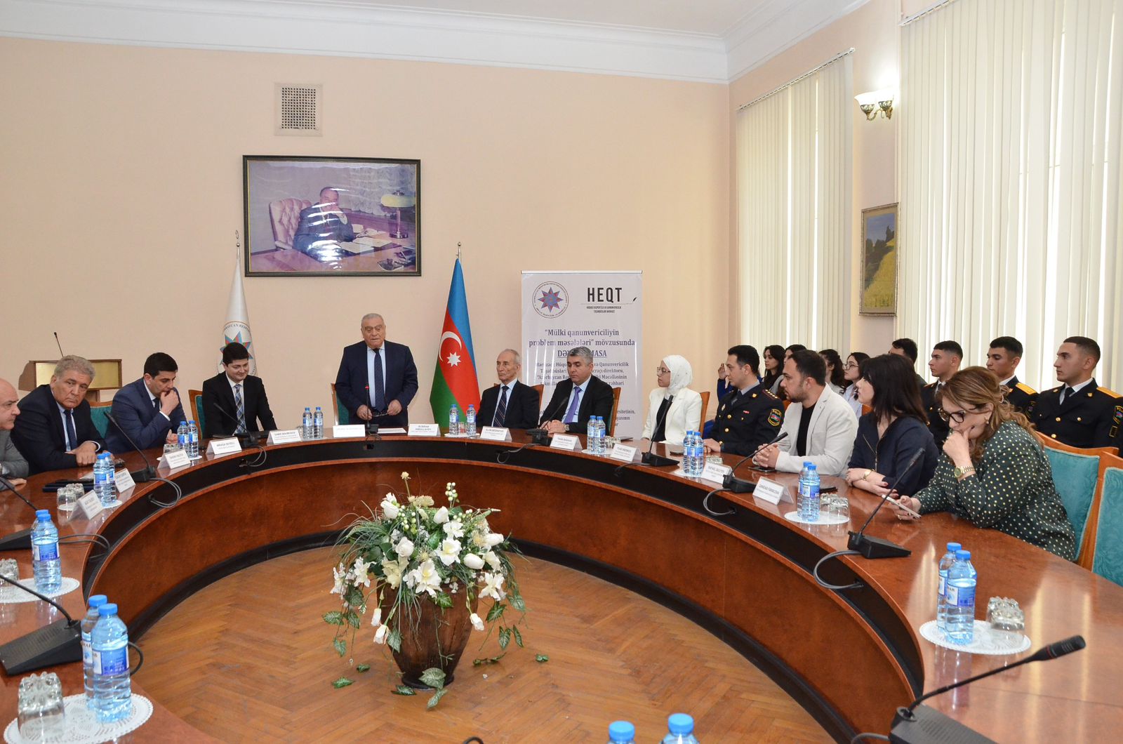 “Mülki qanunvericiliyin problem məsələləri” mövzusunda dəyirmi masa uğurla keçirildi